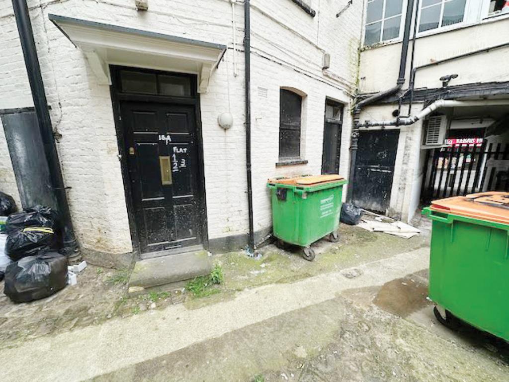 Lot: 56 - THREE FLATS IN TOWN CENTRE - Rear Entrance